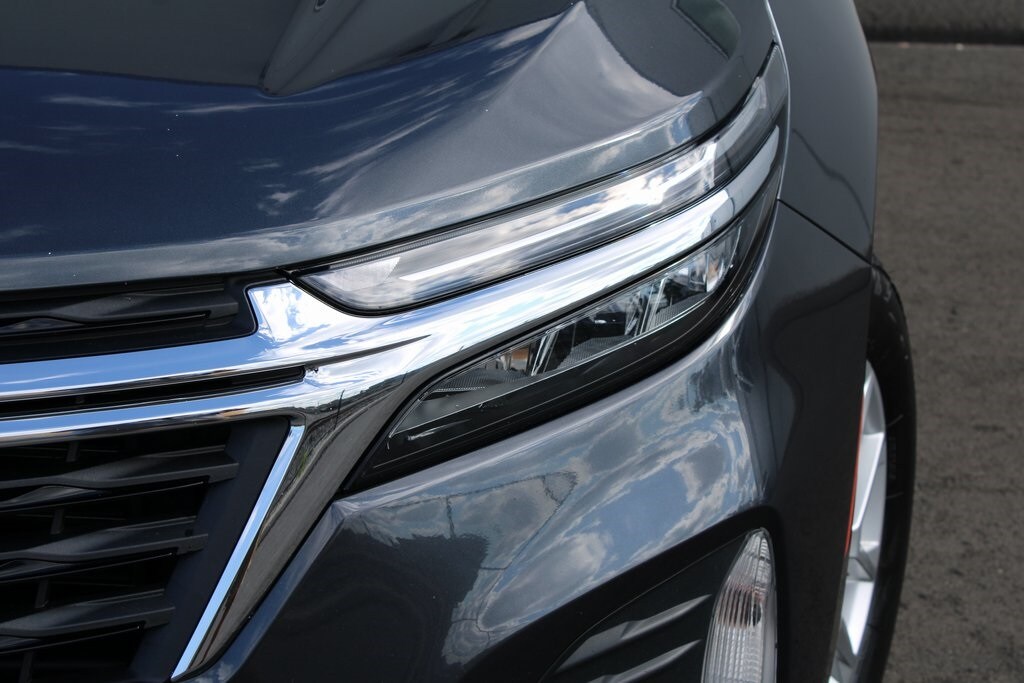2023 Chevrolet Equinox photo 2