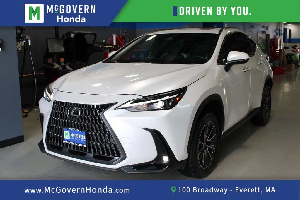 2022 Lexus NX 350's photo