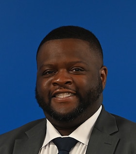 Staff member Ben Dorne from e1f532b7f54c