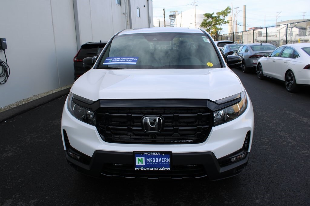 2026 Honda Ridgeline Black Edition photo 3