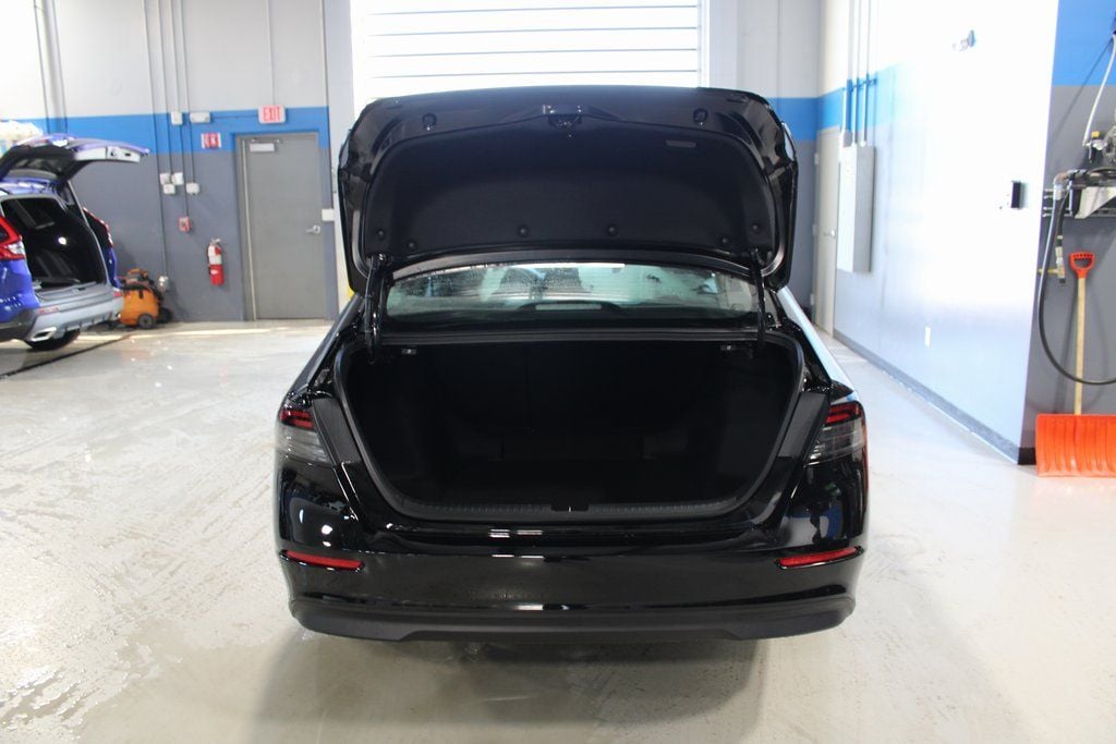 2026 Honda Accord SE - Photo 14