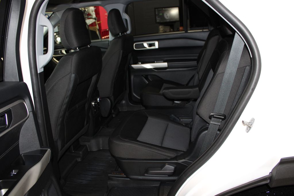 2022 Ford Explorer XLT - Photo 11
