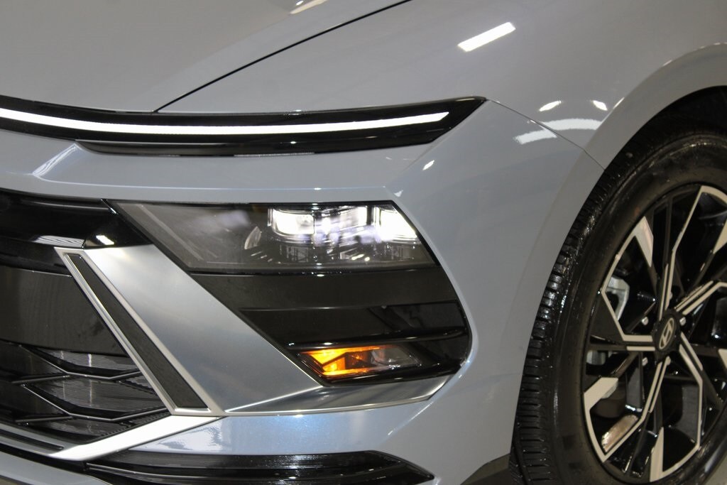 Used 2025 Hyundai Sonata SEL Sedan