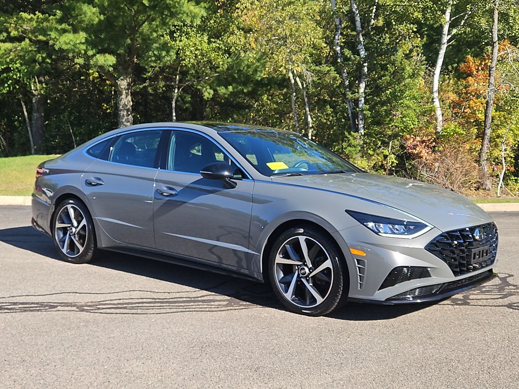 2023 Hyundai Sonata SEL Plus photo 2