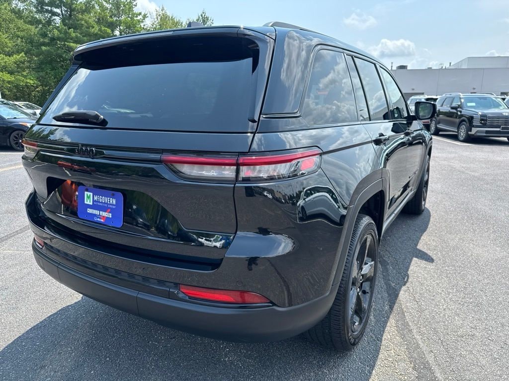 Used 2025 Jeep Grand Cherokee Altitude X SUV