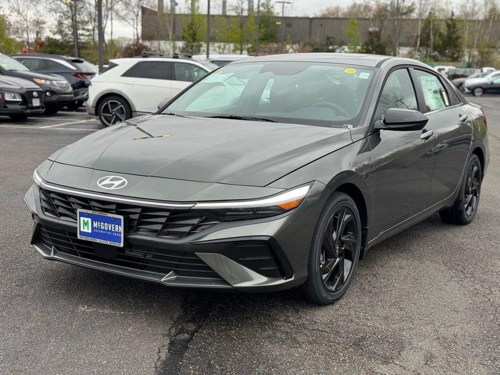 New 2026 Hyundai Elantra SEL Sport Premium Sedan
