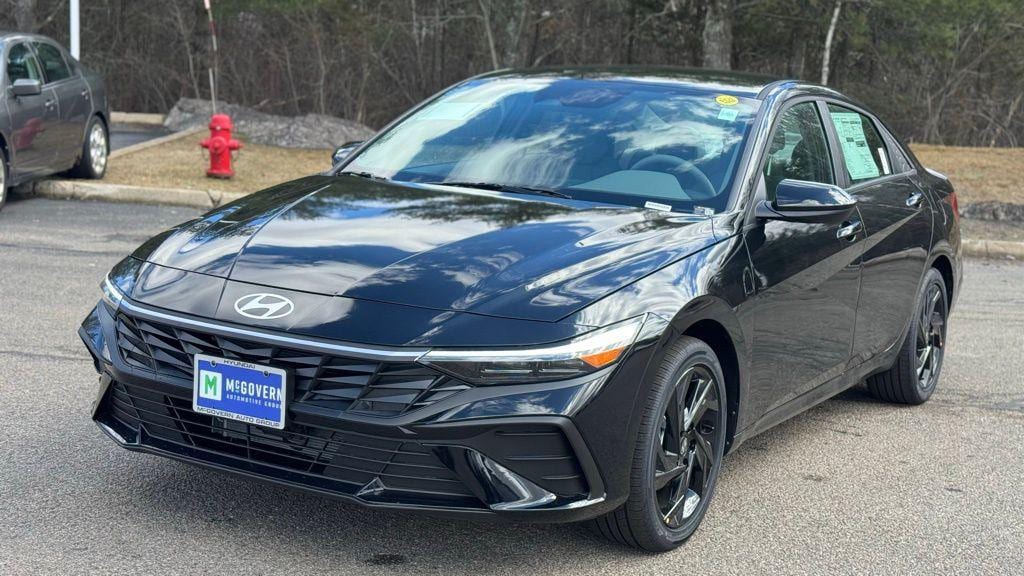 New 2026 Hyundai Elantra Hybrid SEL Sport Sedan