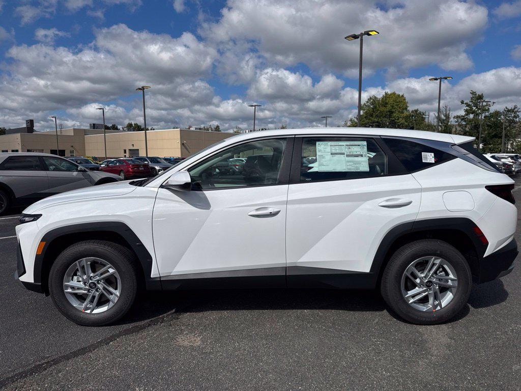 New 2026 Hyundai Tucson SE AWD SUV