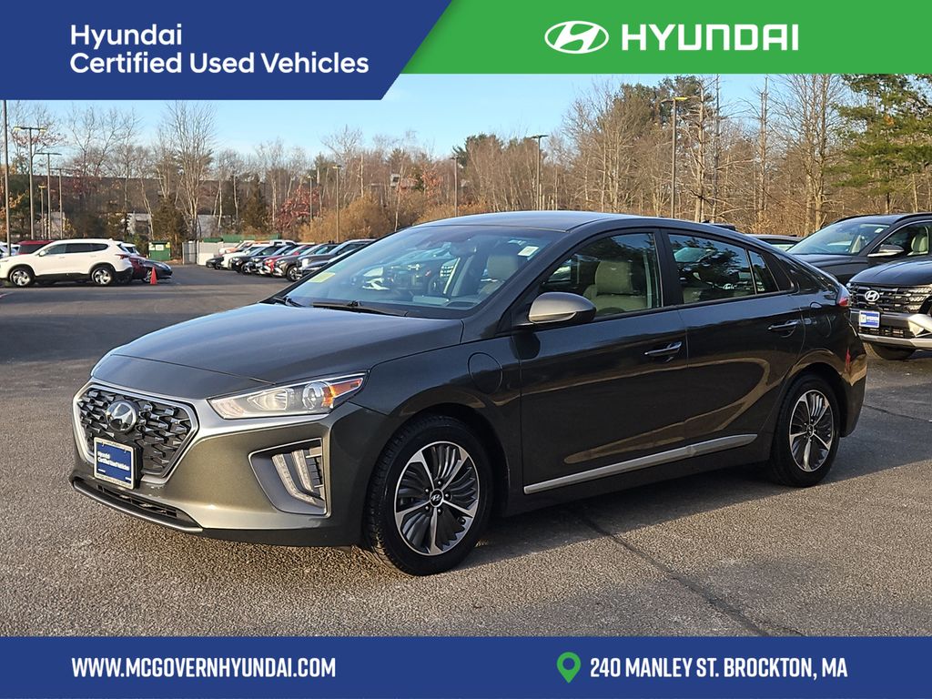 2021 Hyundai IONIQ SE's photo