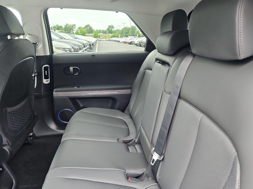 2025 Hyundai Ioniq 5 Limited photo 3