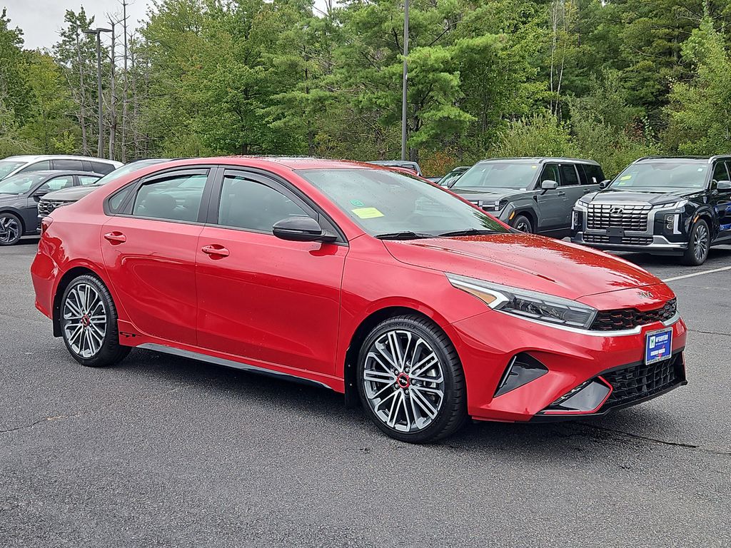 2022 Kia Forte GT photo 2