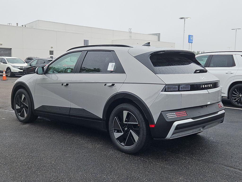 2025 Hyundai Ioniq 5 SEL photo 2