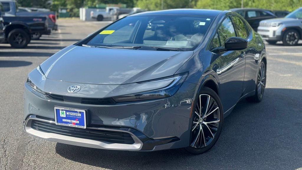 2025 Toyota Prius Limited AWD's photo