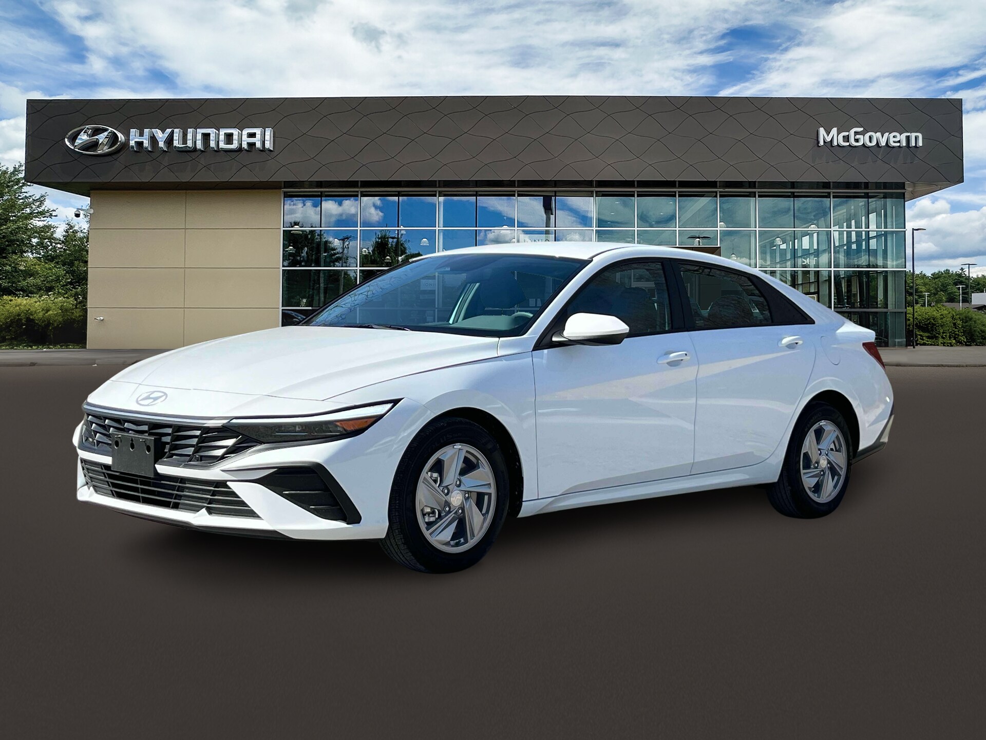 2025 Hyundai Elantra SE photo 2