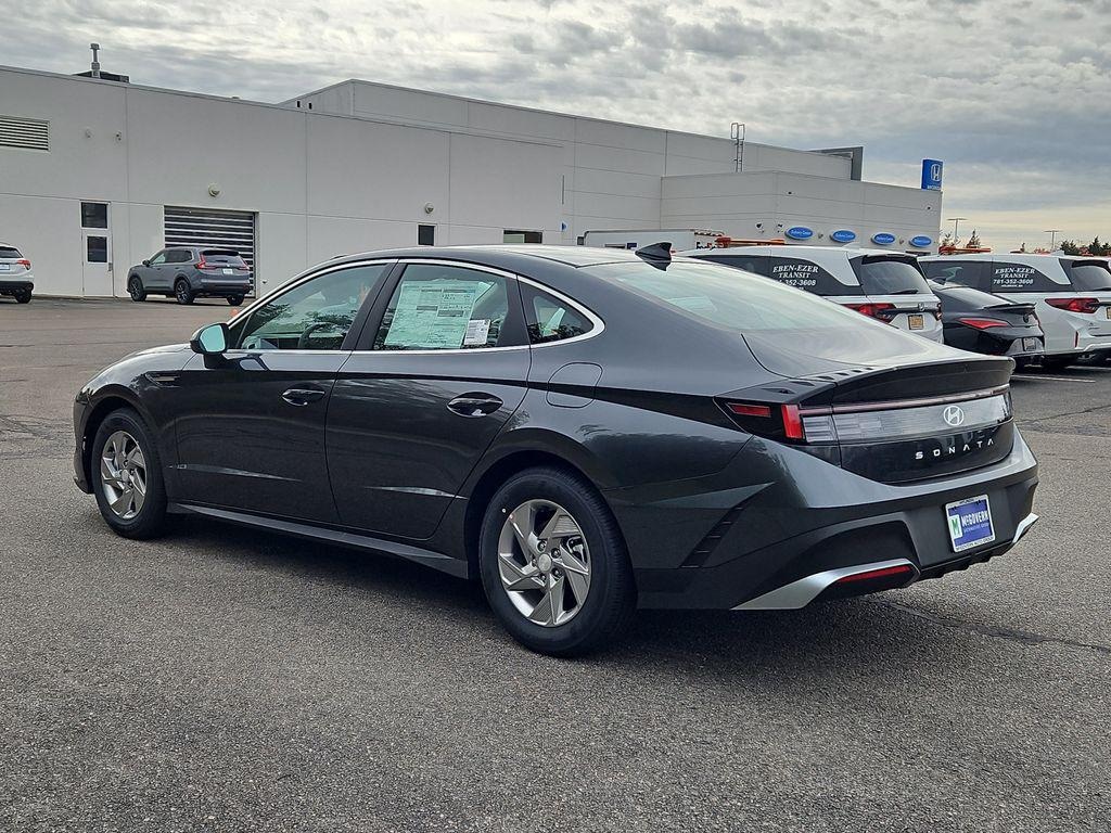 New 2026 Hyundai Sonata SE Sedan