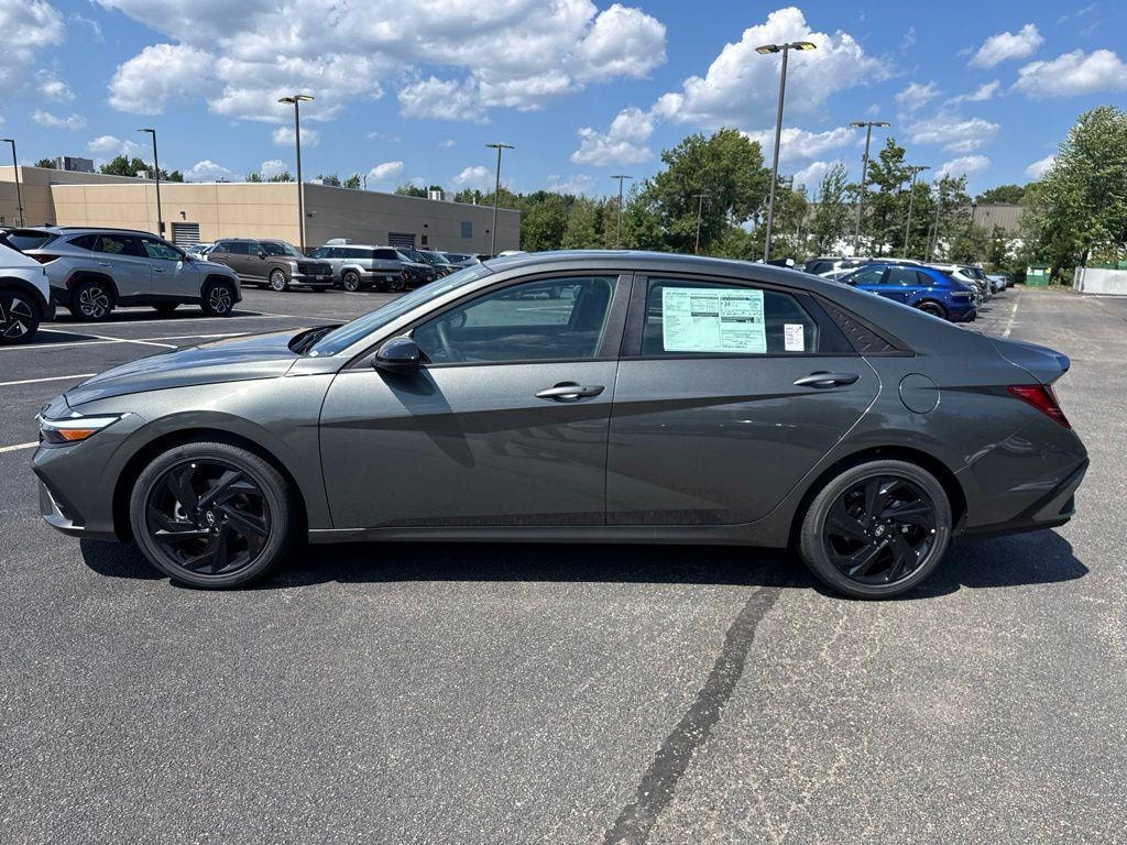 New 2026 Hyundai Elantra SEL Sport Sedan