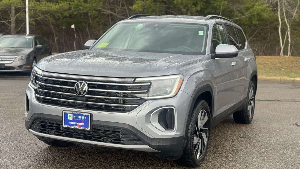 Used 2025 Volkswagen Atlas 2.0T SE w/Technology SUV