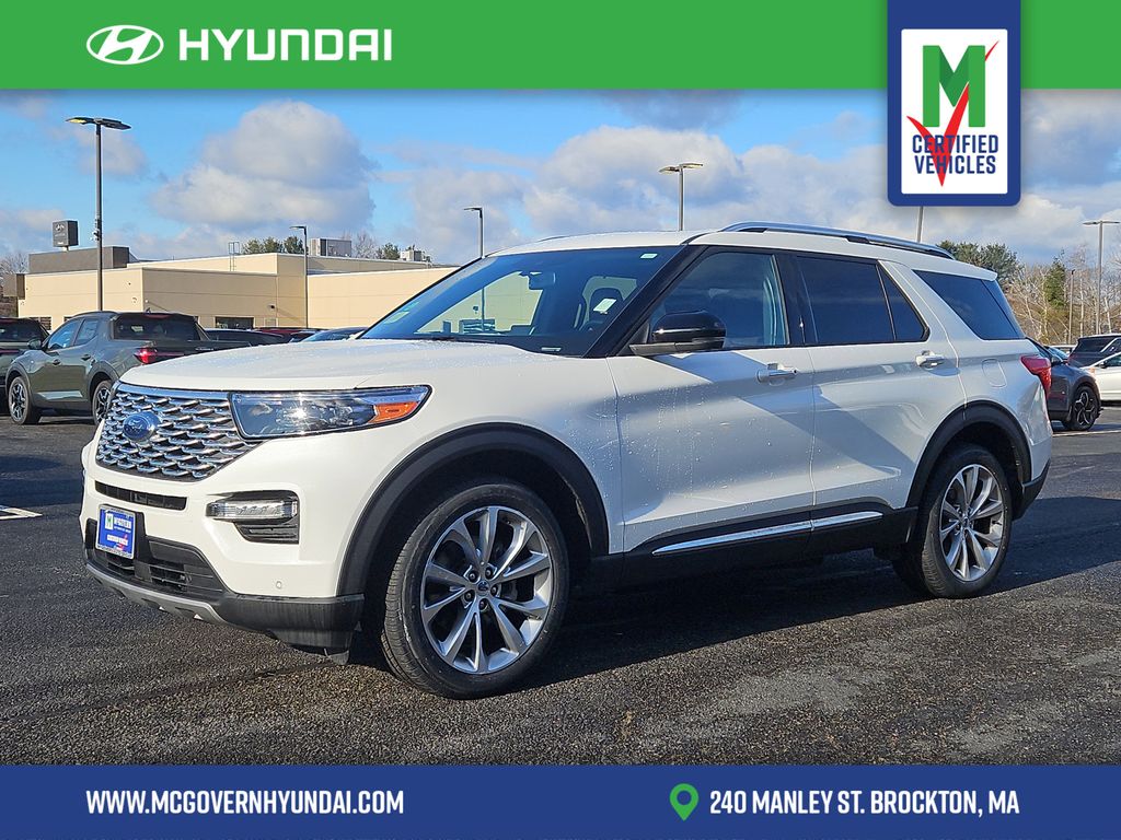 2023 Ford Explorer Platinum's photo