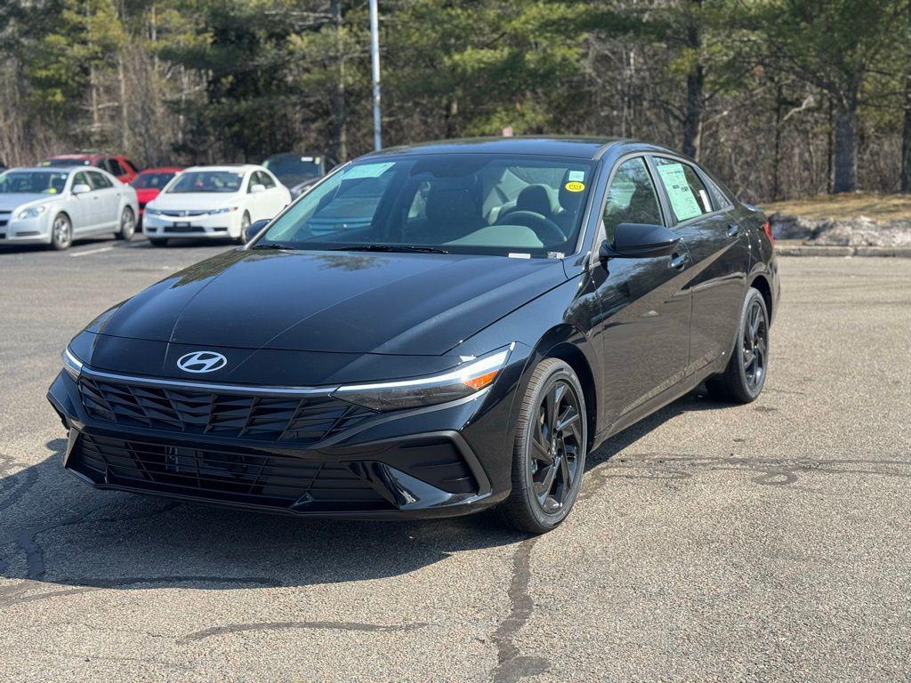 2026 Hyundai Elantra 1.6 HEV Blue's photo