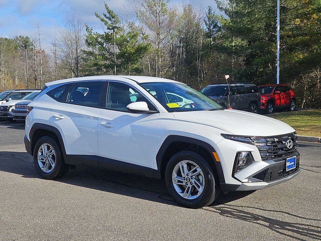 Certified 2025 Hyundai Tucson SE SUV