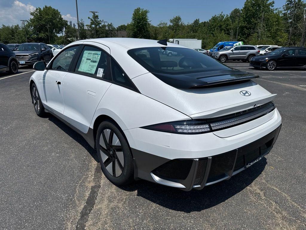 New 2025 Hyundai IONIQ 6 SE Sedan