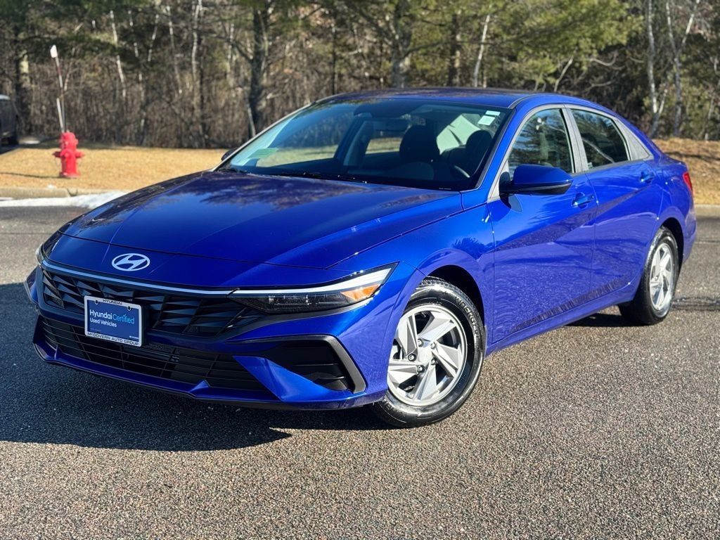 Certified 2025 Hyundai Elantra SE Sedan