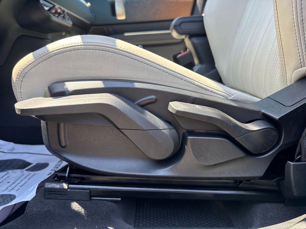 2025 MINI Countryman S - Photo 10