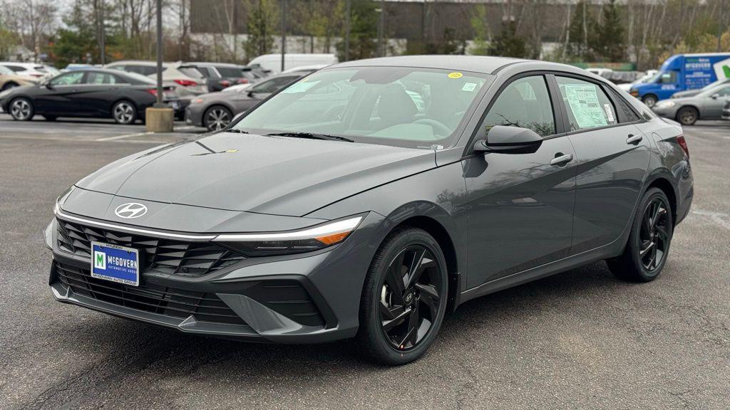 2026 Hyundai Elantra 2.0 SEL Sport IVT's photo