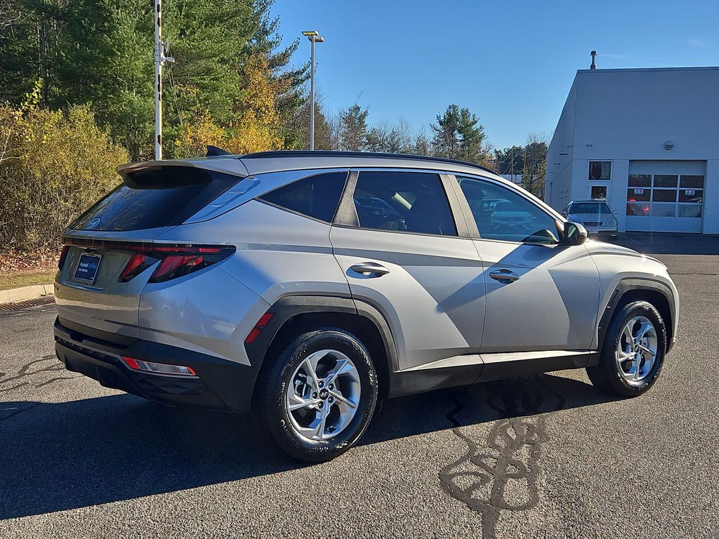2024 Hyundai Tucson SEL photo 3