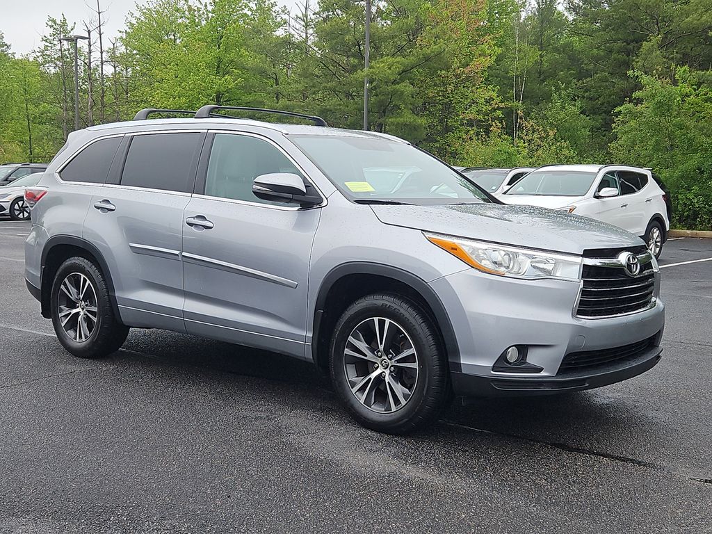 Used 2016 Toyota Highlander XLE with VIN 5TDJKRFHXGS257058 for sale in Brockton, MA