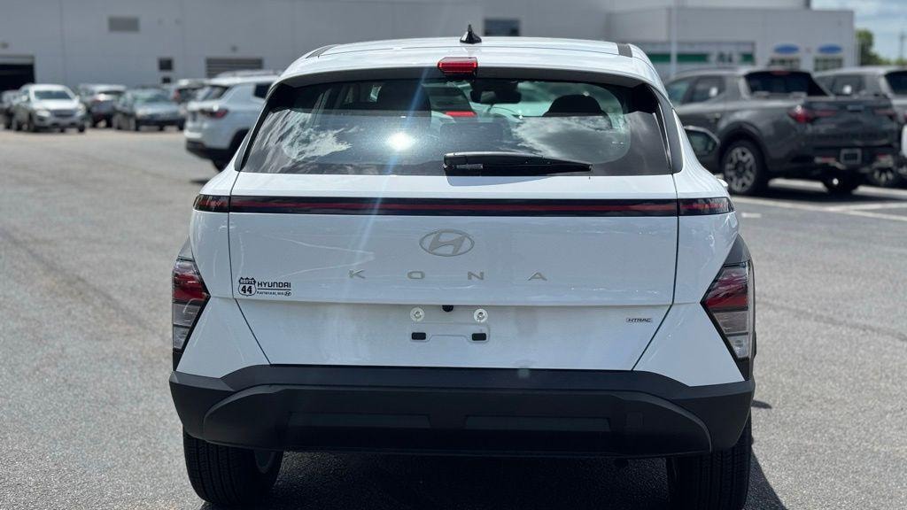 New 2026 Hyundai Kona SE AWD SUV