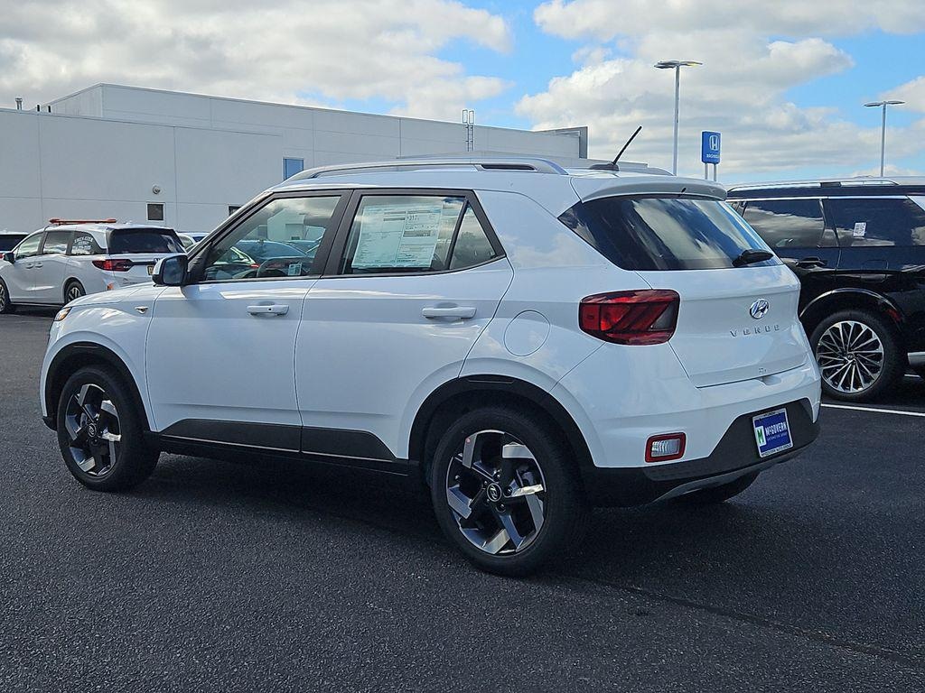 New 2026 Hyundai Venue SEL SUV