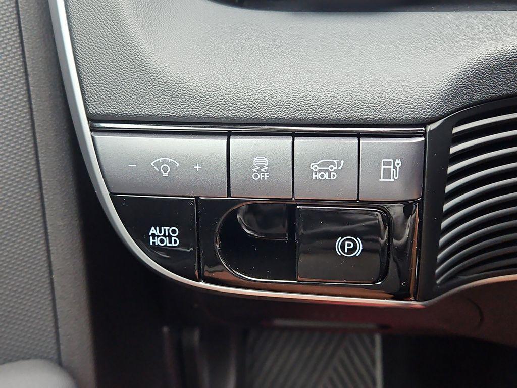 2025 Hyundai IONIQ 5 SEL - Photo 11