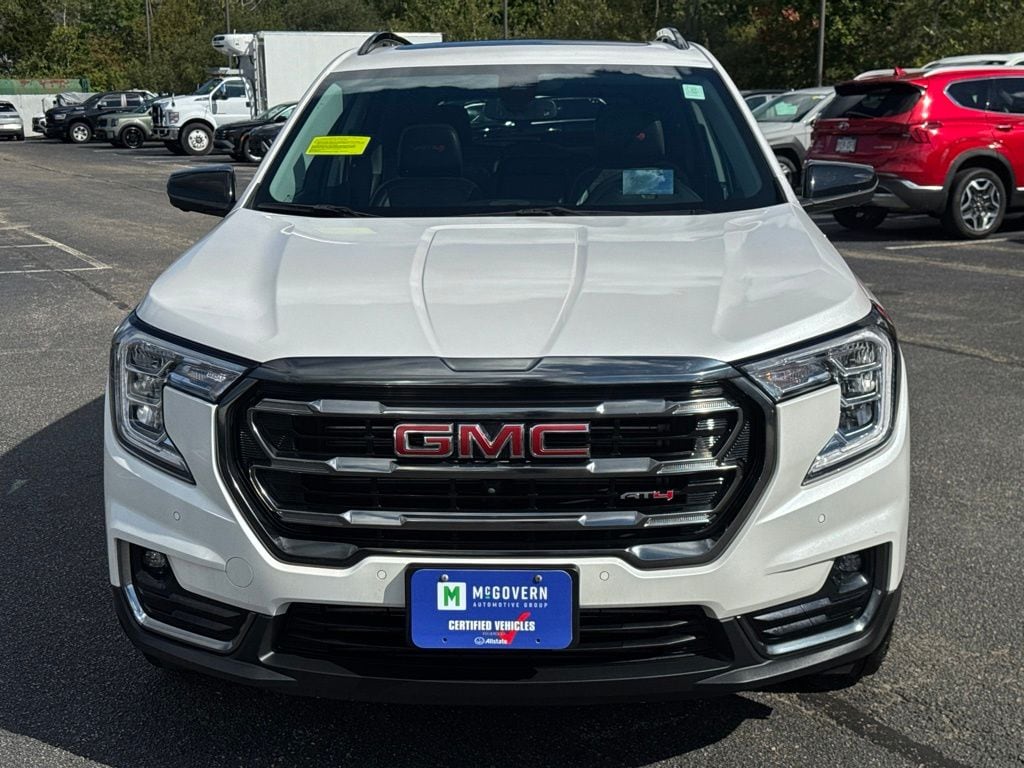 Used 2024 GMC Terrain AT4 SUV