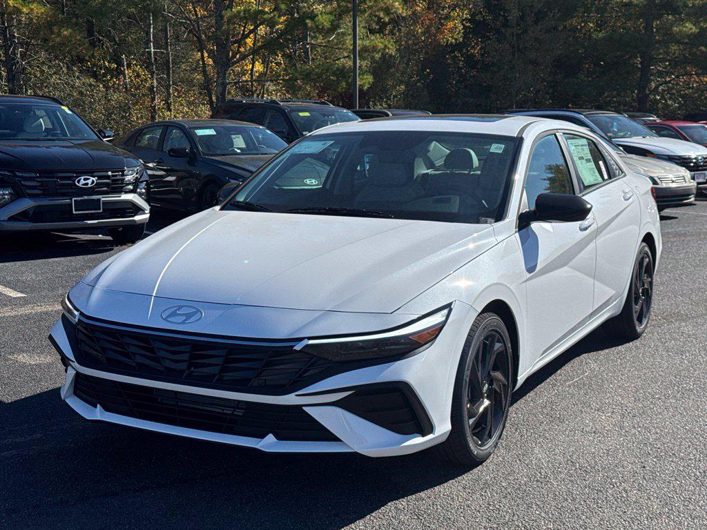  Hyundai Elantra