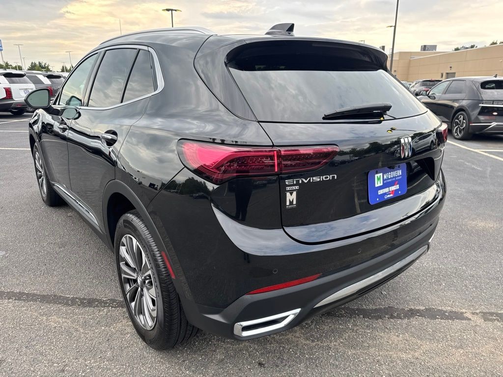 Used 2025 Buick Envision Preferred SUV