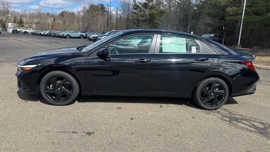 New 2026 Hyundai Elantra Hybrid SEL Sport Sedan