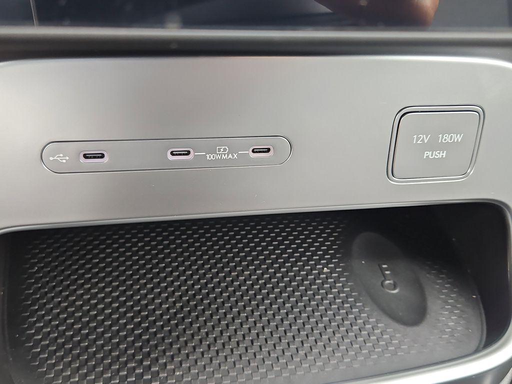 2026 Hyundai IONIQ 9 SE - Photo 12