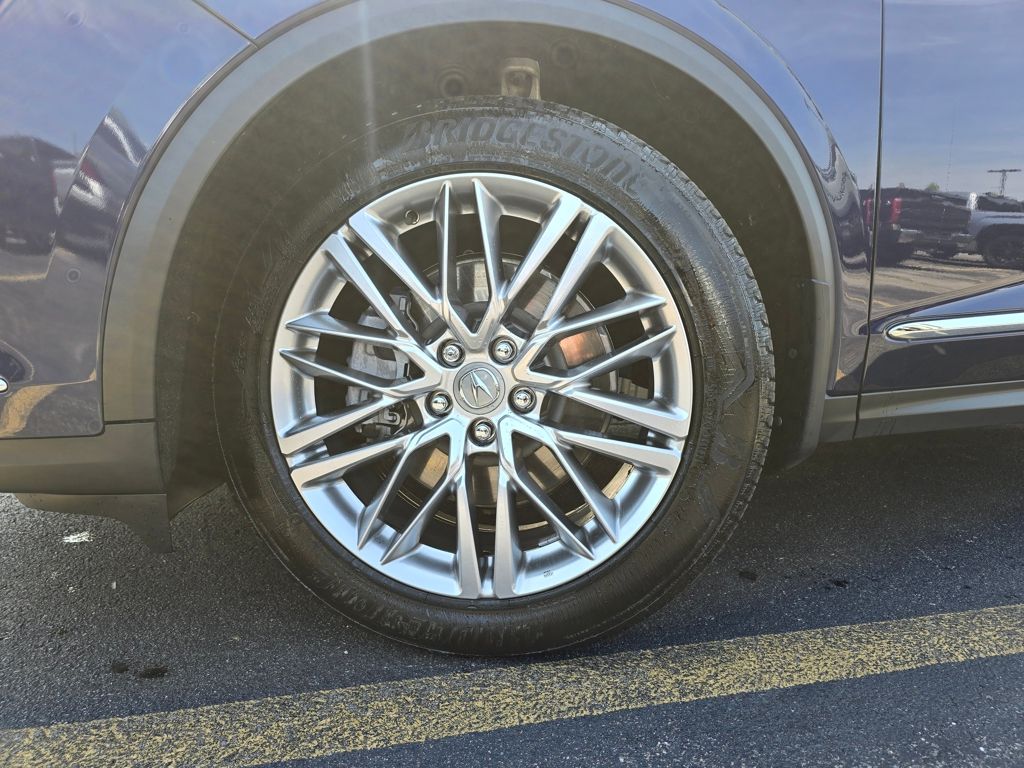 2023 Acura MDX Advance SH-AWD photo 2