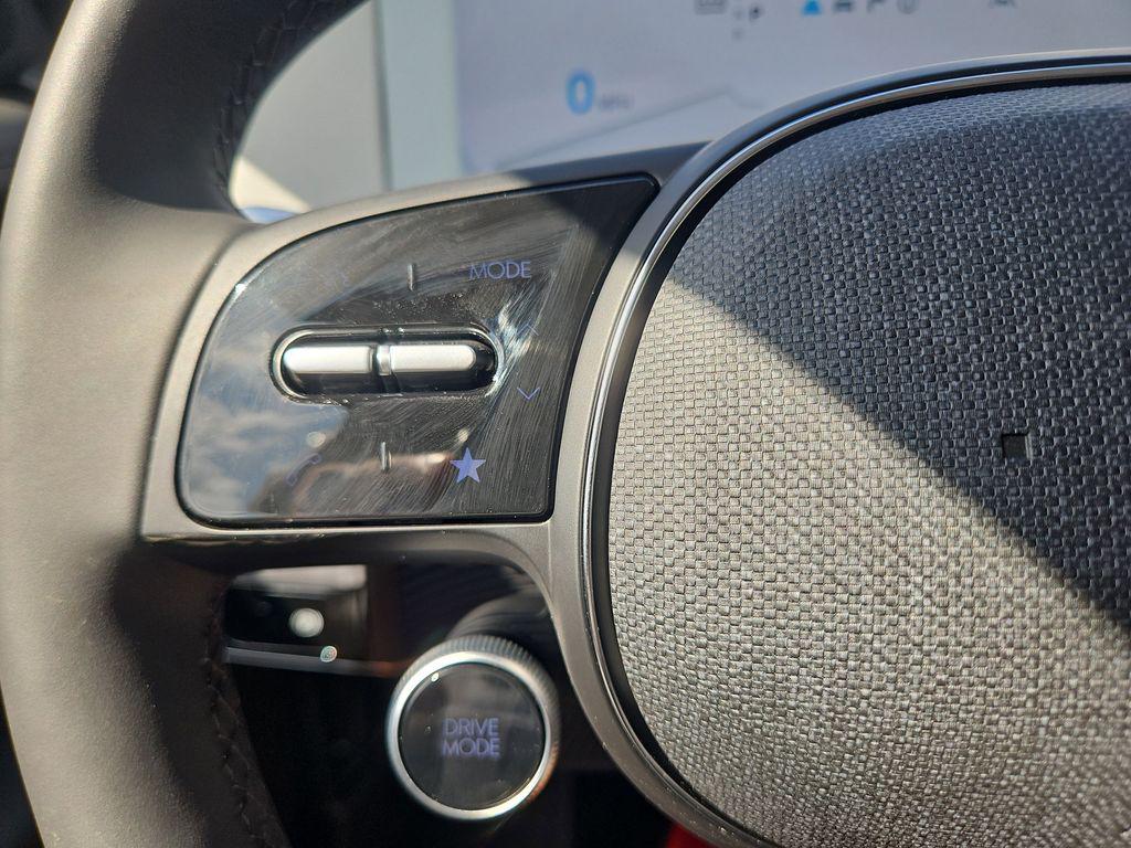2024 Hyundai IONIQ 5 Limited - Photo 16