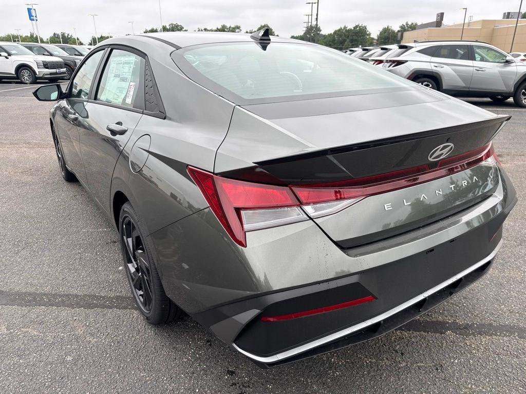 New 2026 Hyundai Elantra SEL Sport Sedan