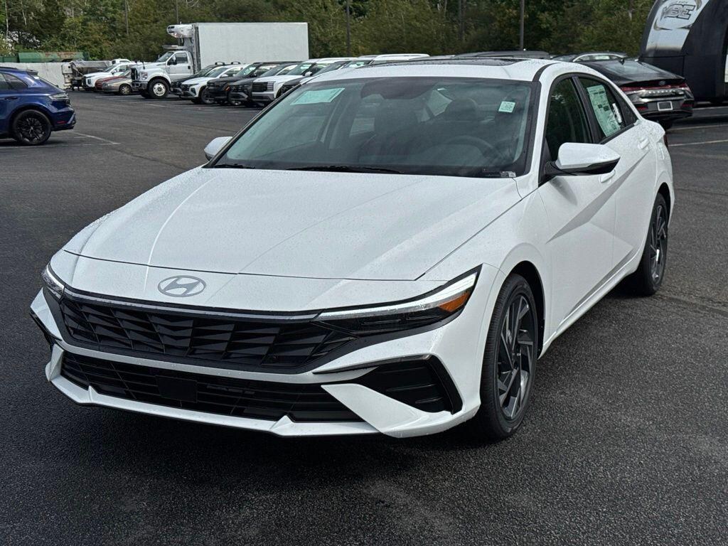 New 2026 Hyundai Elantra Limited Sedan