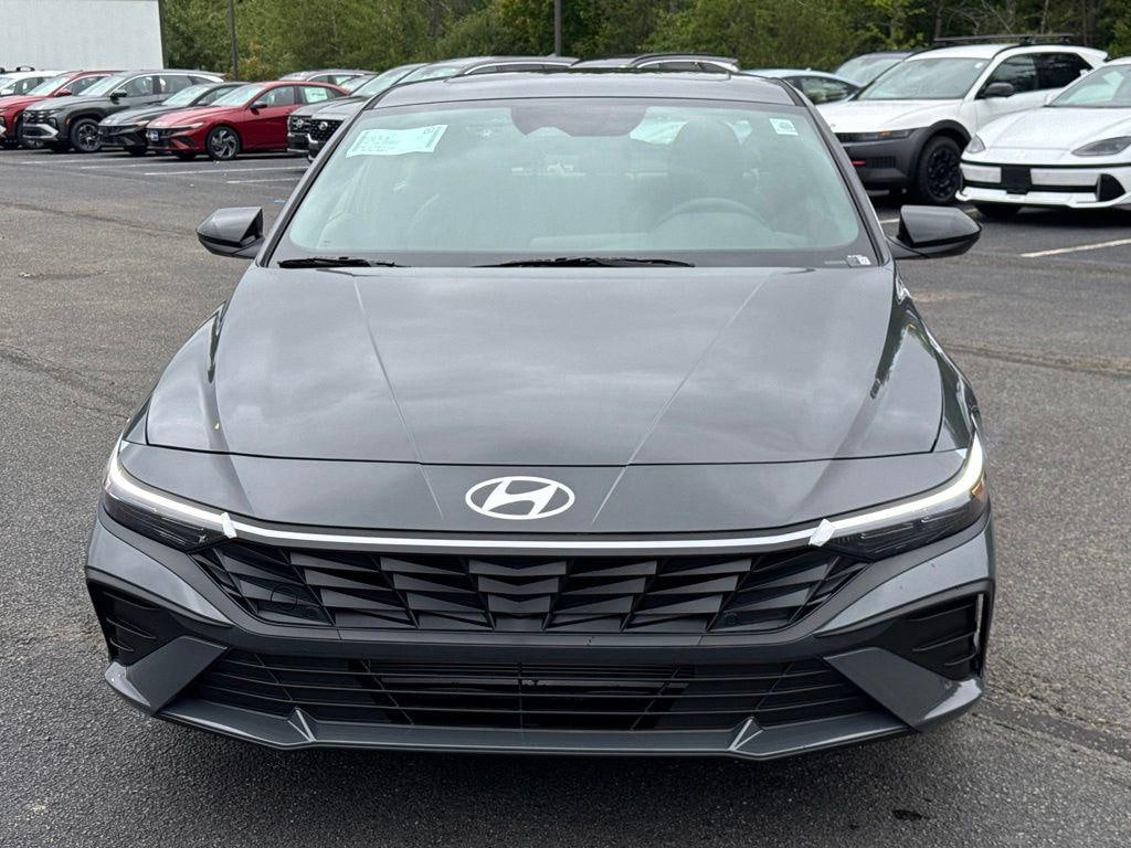 New 2026 Hyundai Elantra SEL Sport Sedan