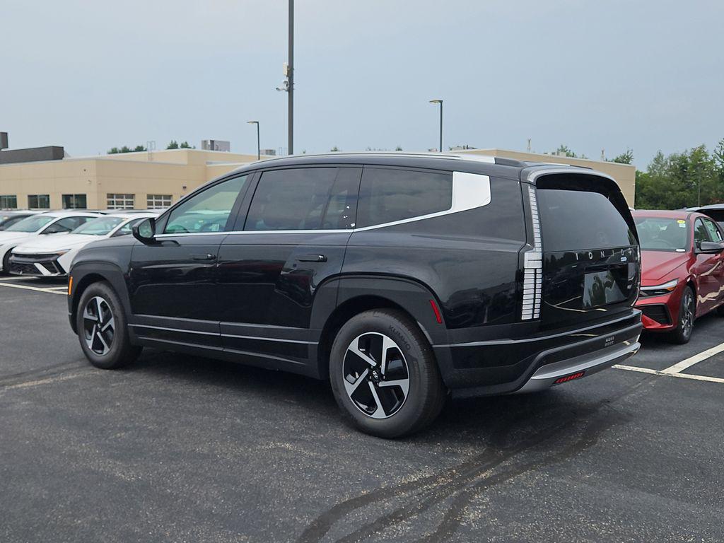 2026 Hyundai Ioniq SE photo 2