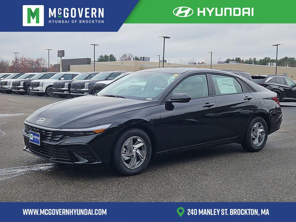 New 2026 Hyundai Elantra SE Sedan