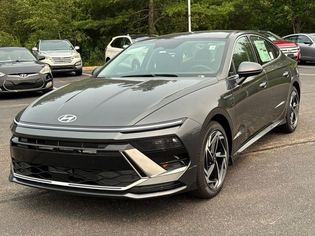 New 2026 Hyundai Sonata SEL Sport Sedan