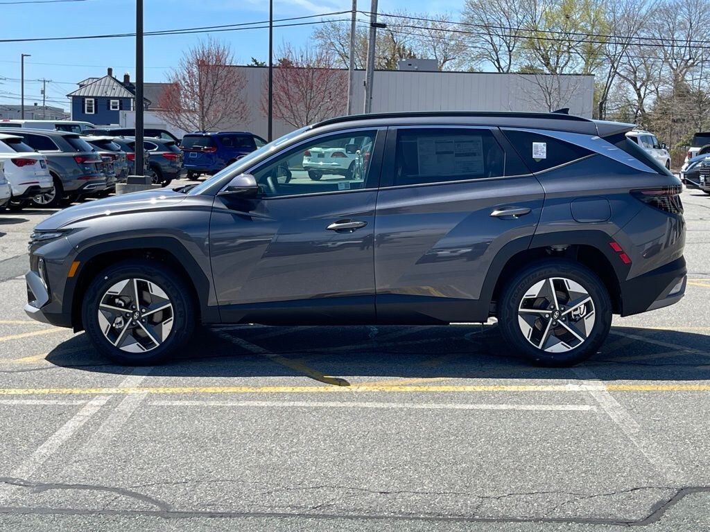 New 2025 Hyundai Tucson Hybrid SEL Convenience SUV