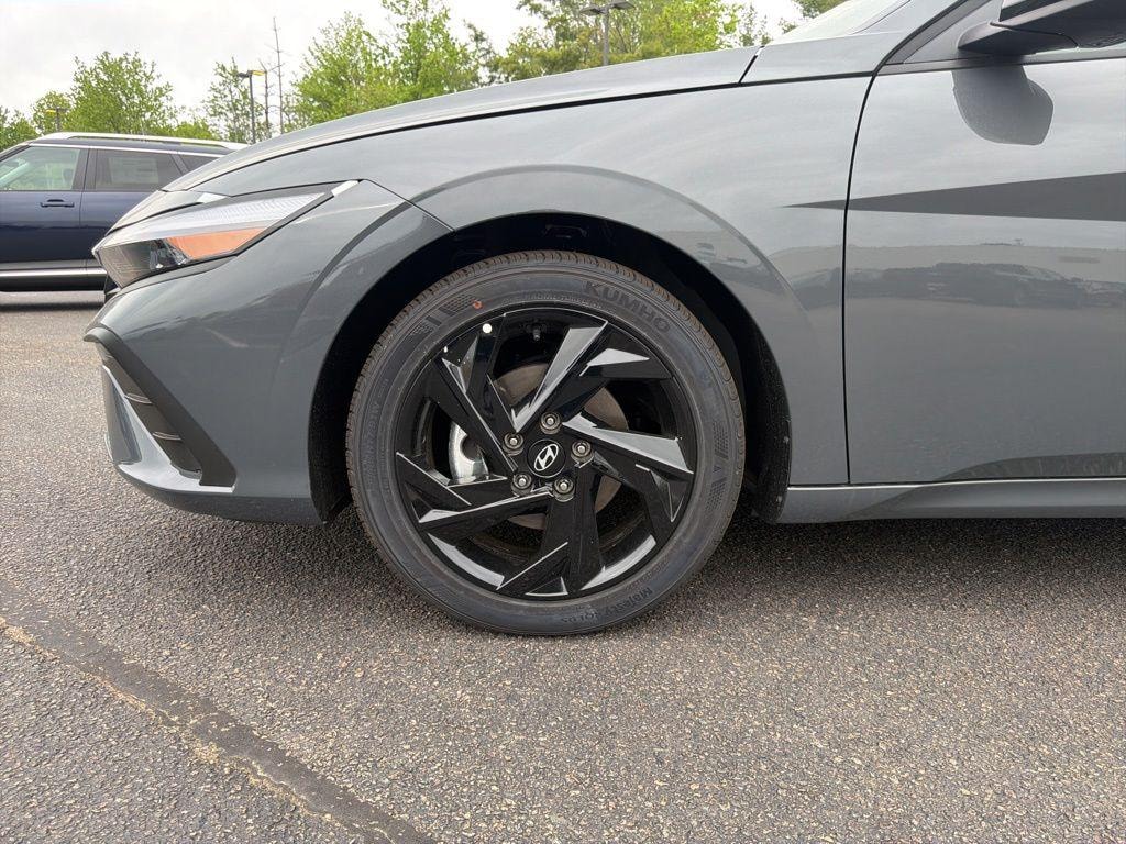 New 2026 Hyundai Elantra SEL Sport Sedan