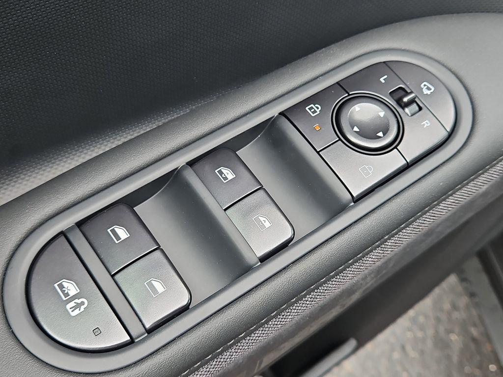2025 Hyundai IONIQ 5 XRT - Photo 16