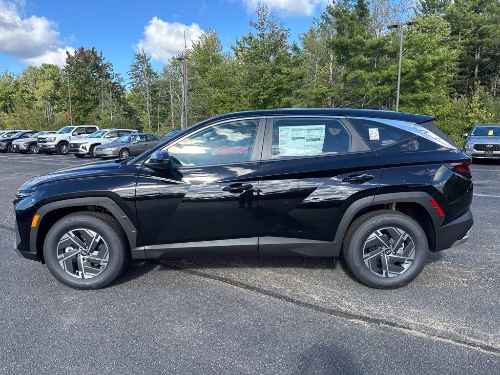 New 2026 Hyundai Tucson Hybrid Blue SUV